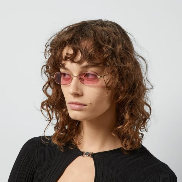 Gucci GG1648S 005 BRAND NEW Sunglasses Gold Pink Unisex Rectangle - Picture 1 of 14